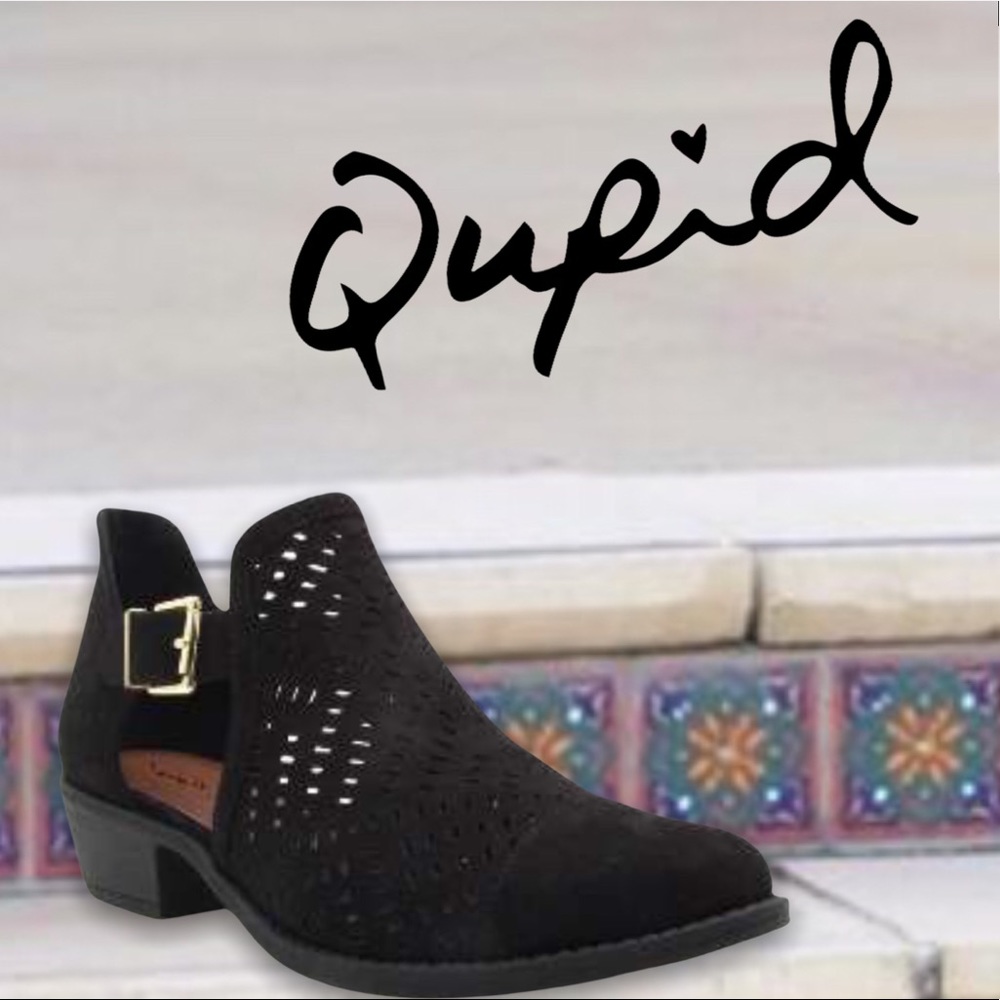QUPID Sochi Black Suede Transition Ankle Bootie - Picture 7 of 7